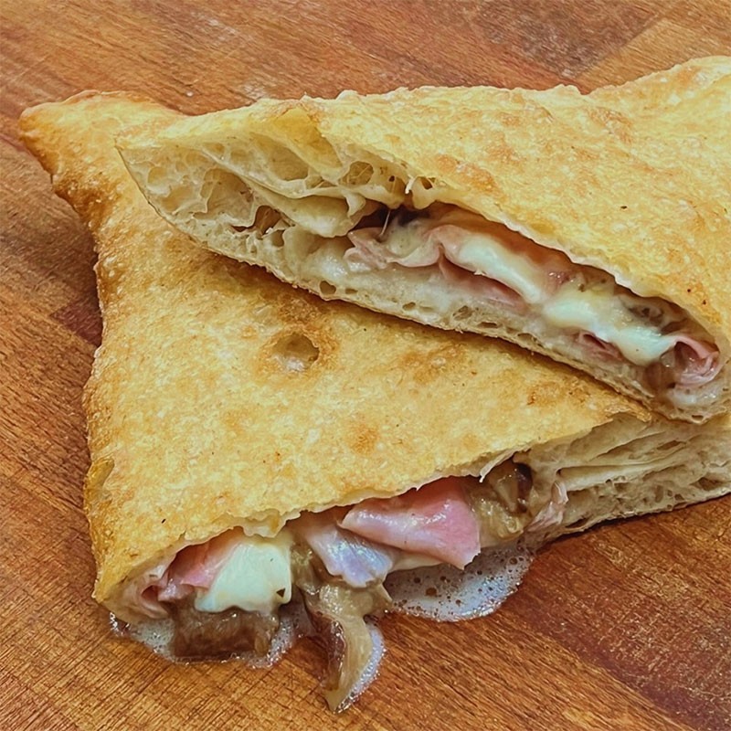 Calzone Fritto Rustica